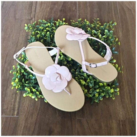 Forever 21 Mauve Flower Strappy Sandal - Picture 7 of 7